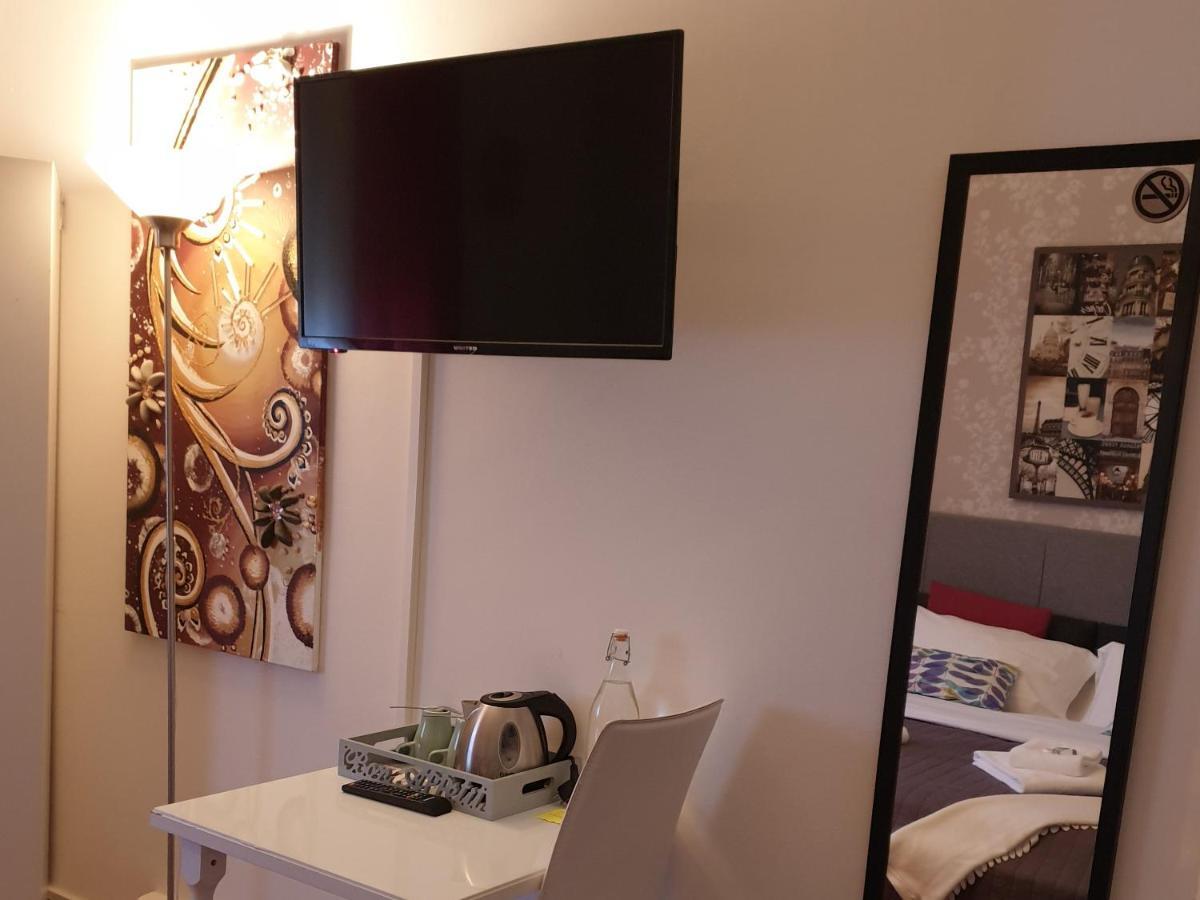 Central Avenue B&B โบโลญญา ภายนอก รูปภาพ